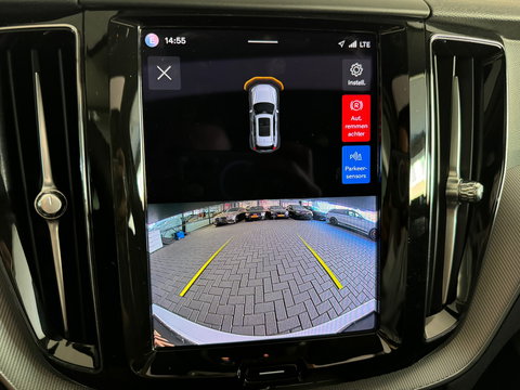 Volvo XC60 2.0 T8 Plug-in hybrid AWD Plus Bright Pano|Memory