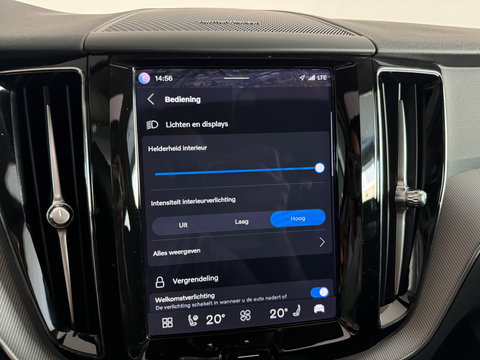 Volvo XC60 2.0 T8 Plug-in hybrid AWD Plus Bright Pano|Memory