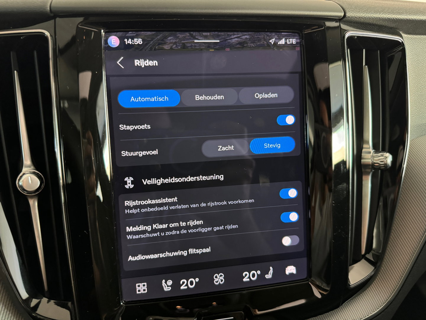 Volvo XC60 2.0 T8 Plug-in hybrid AWD Plus Bright Pano|Memory