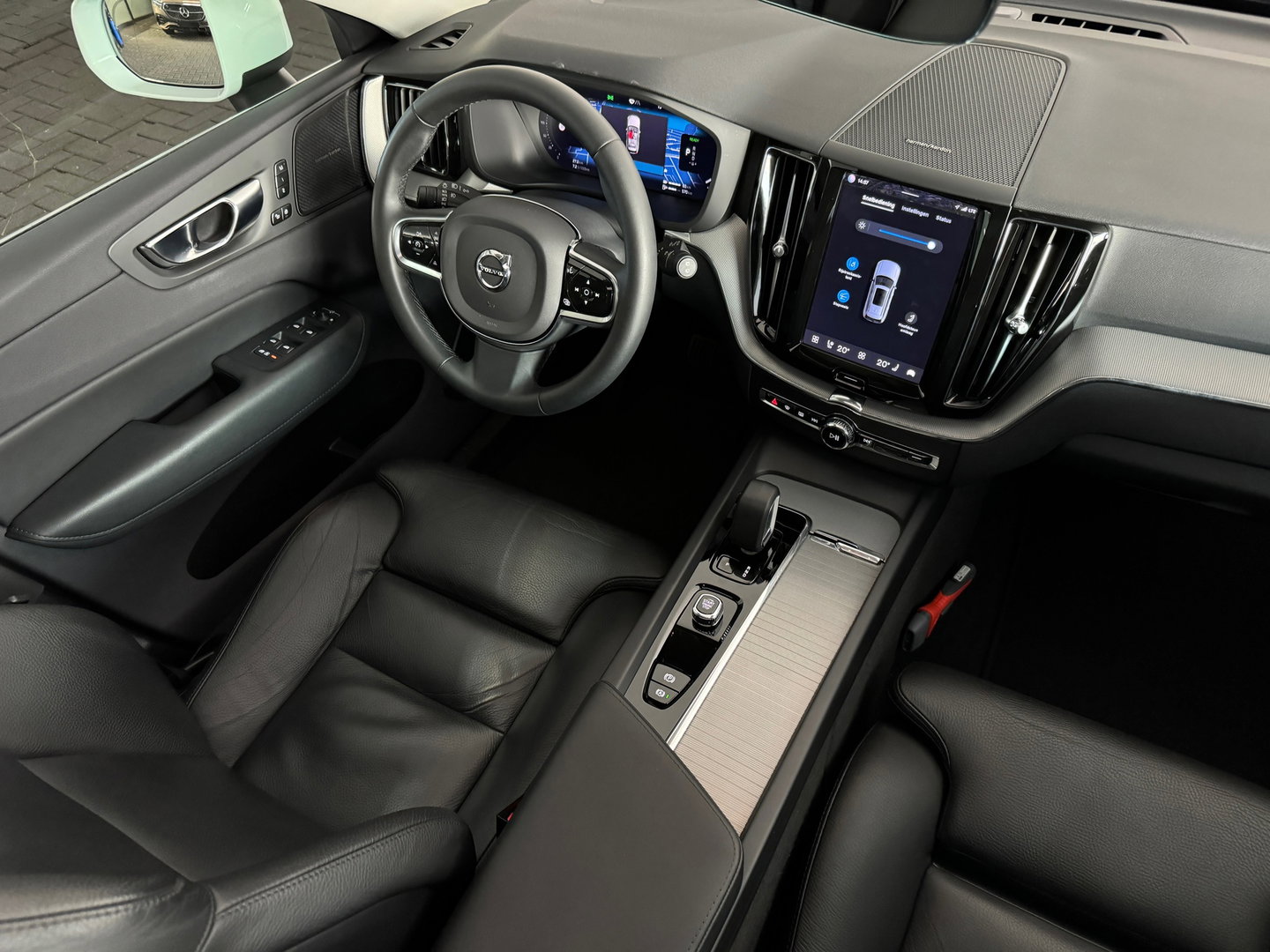 Volvo XC60 2.0 T8 Plug-in hybrid AWD Plus Bright Pano|Memory