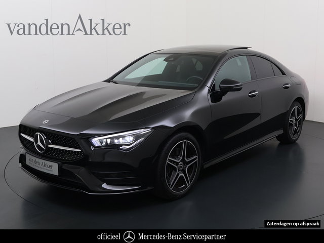 Mercedes-Benz CLA - 250e AMG // Panoramadak // Carplay // MultiBeam LED // Sfeerverlichting // Night pakket // Keyless // 18" AMG