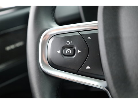 Volvo XC40 1.5 T5 Plug-in hybrid Plus Bright | Leer | ACC | Blis | 20' | H&K Audio | Memory stoelen | Achteruitrijcamera |