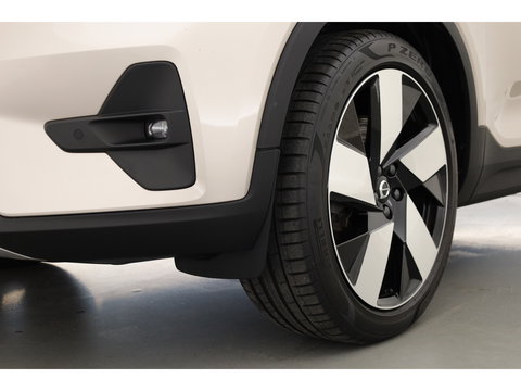 Volvo XC40 1.5 T5 Plug-in hybrid Plus Bright | Leer | ACC | Blis | 20' | H&K Audio | Memory stoelen | Achteruitrijcamera |