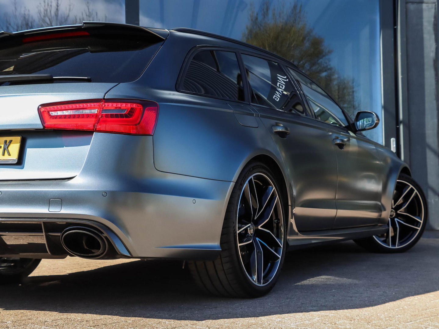 Audi A6 Avant 4.0 TFSI RS 6 quattro Keramisch Bang & Olufsen Nachtzicht Panodak