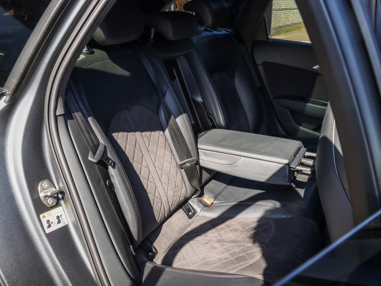 Audi A6 Avant 4.0 TFSI RS 6 quattro Keramisch Bang & Olufsen Nachtzicht Panodak