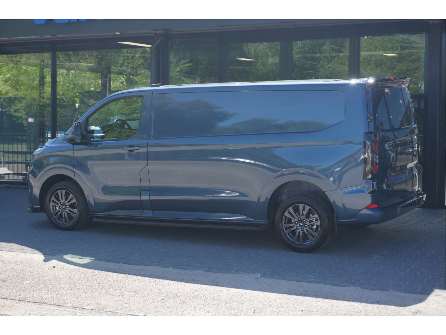 Ford Transit Custom 320L 170PK Aut. JWR Edition BPM VRIJ!! 13" Navi, Adap. Cruise, Camera, 17" LM, LED!! NR. 495
