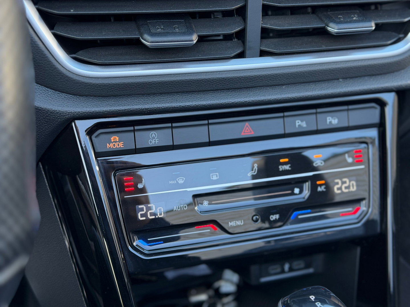 Volkswagen T-Roc Cabrio 1.5 TSI R-Line Leder|ACC|Keyless|IQ-Lights|Carplay|Camera|Virtual-cockpit