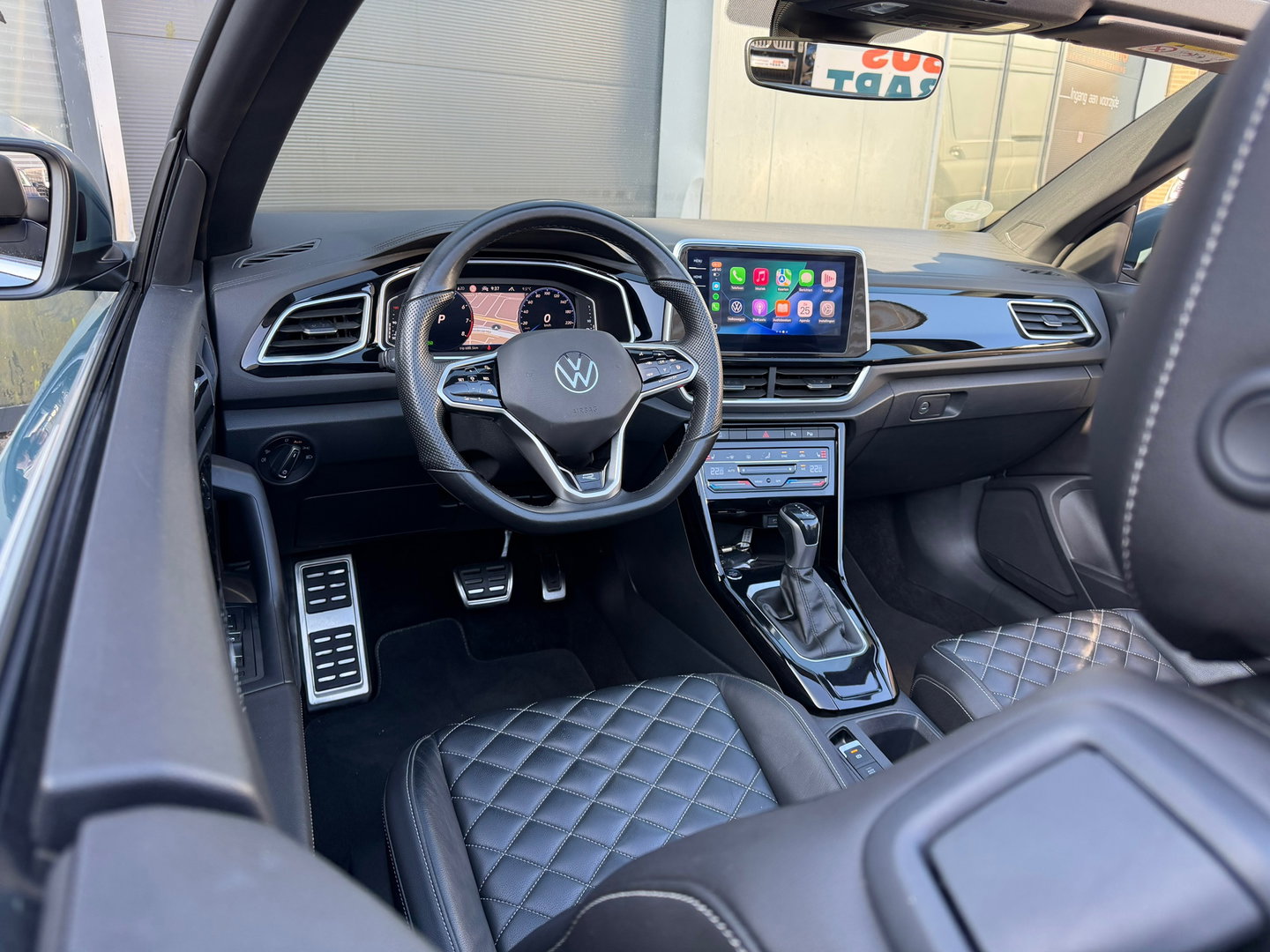 Volkswagen T-Roc Cabrio 1.5 TSI R-Line Leder|ACC|Keyless|IQ-Lights|Carplay|Camera|Virtual-cockpit