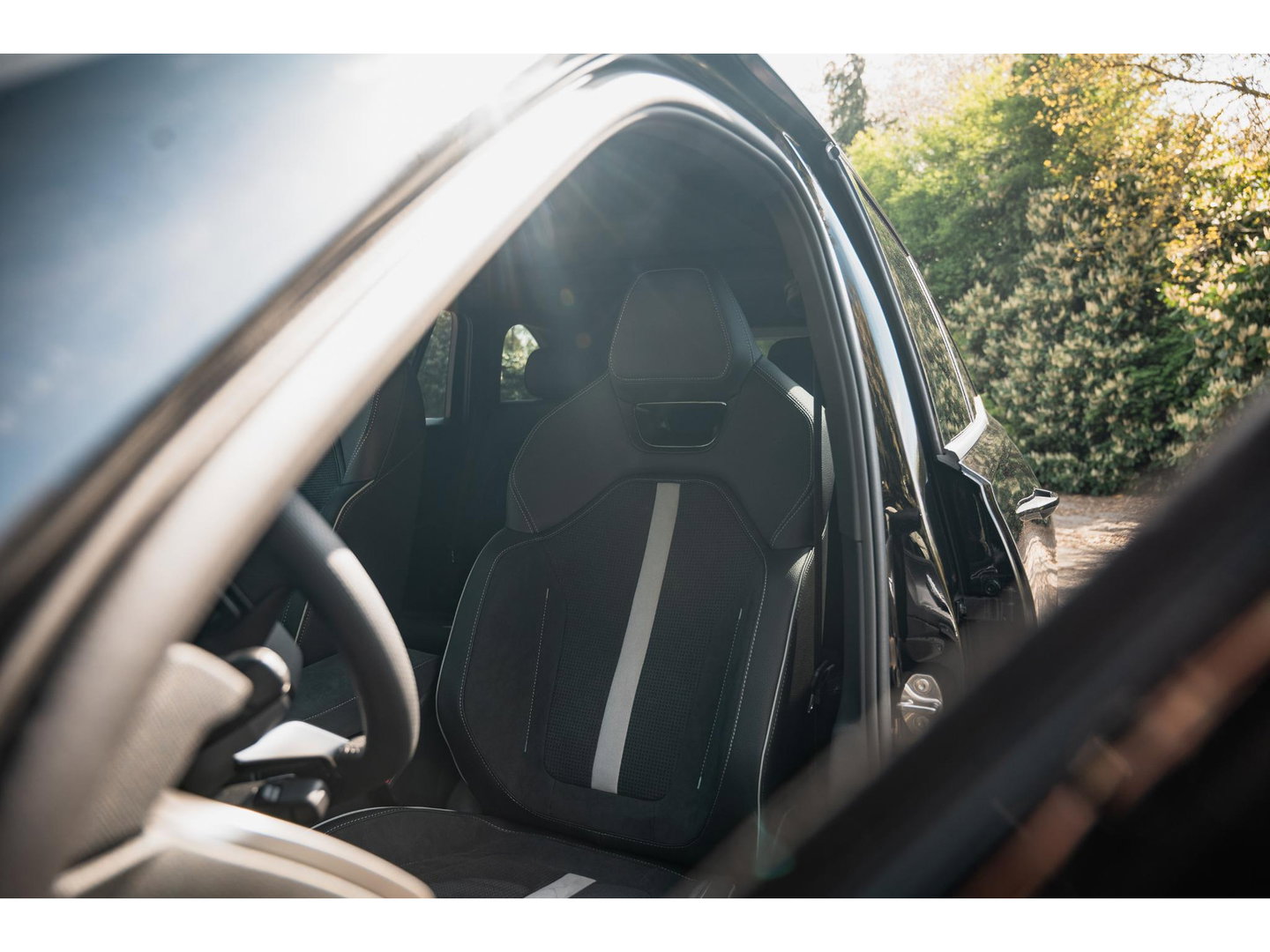 Škoda Kodiaq 1.5 TSI PHEV Sportline | PANO | TREKHAAK | 20" | DYNAMIC CHASSIS