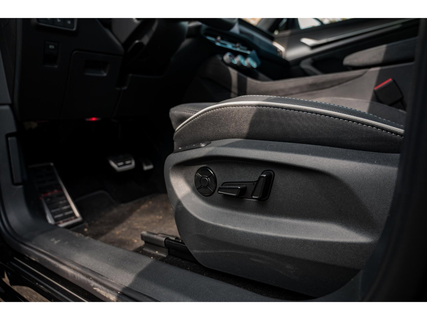 Škoda Kodiaq 1.5 TSI PHEV Sportline | PANO | TREKHAAK | 20" | DYNAMIC CHASSIS