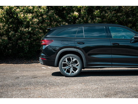 Škoda Kodiaq 1.5 TSI PHEV Sportline | PANO | TREKHAAK | 20" | DYNAMIC CHASSIS