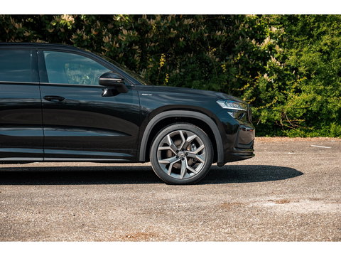 Škoda Kodiaq 1.5 TSI PHEV Sportline | PANO | TREKHAAK | 20" | DYNAMIC CHASSIS