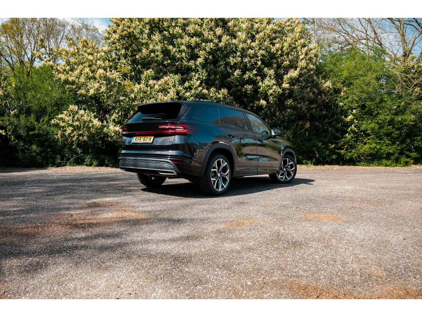 Škoda Kodiaq 1.5 TSI PHEV Sportline | PANO | TREKHAAK | 20" | DYNAMIC CHASSIS