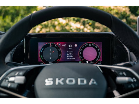 Škoda Kodiaq 1.5 TSI PHEV Sportline | PANO | TREKHAAK | 20" | DYNAMIC CHASSIS