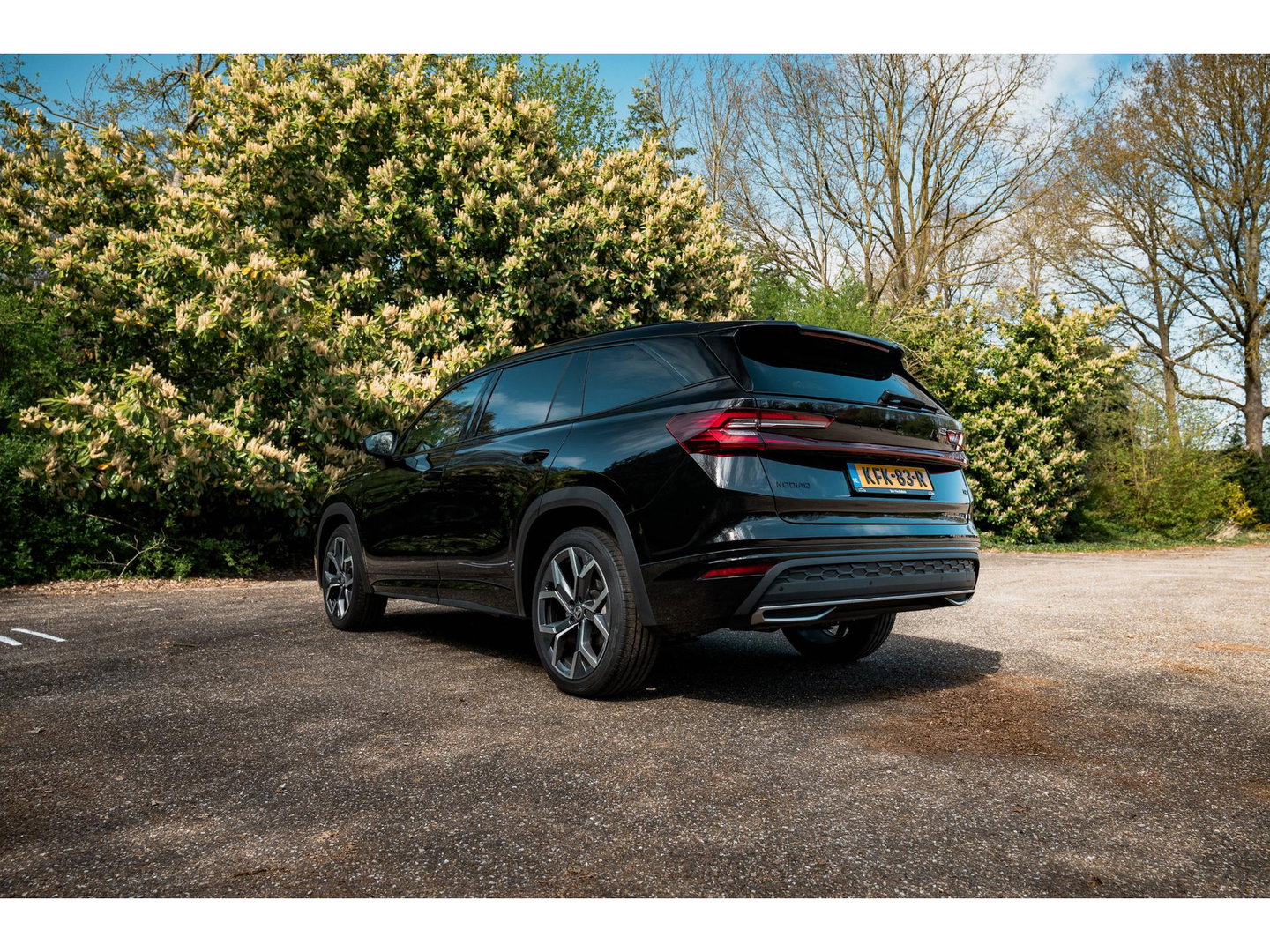 Škoda Kodiaq 1.5 TSI PHEV Sportline | PANO | TREKHAAK | 20" | DYNAMIC CHASSIS