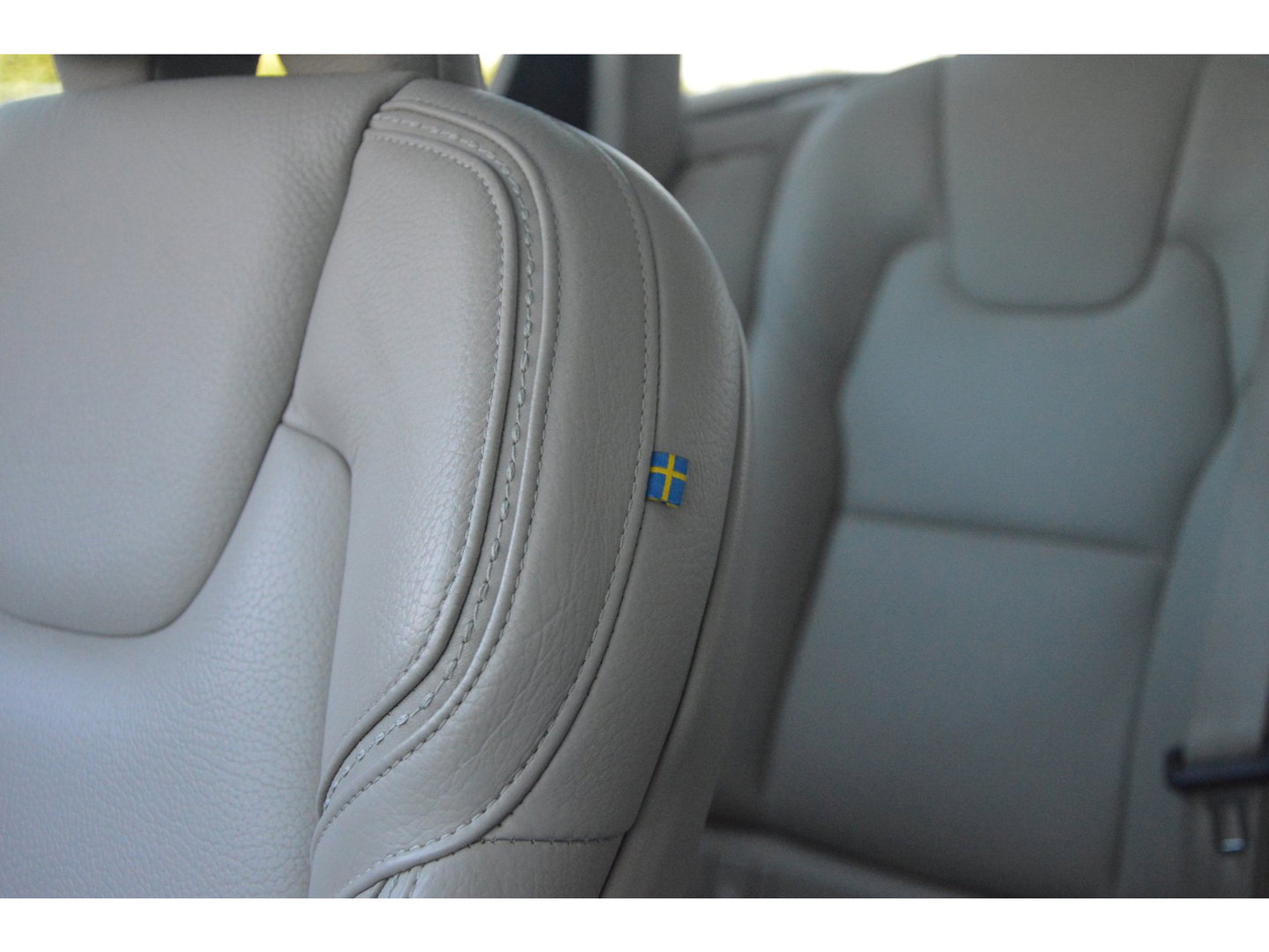 Volvo V90 Cross Country T5 AWD | Panoramadak | Trekhaak | Head-Up Display | Apple CarPlay | Stoelverwarming | Memory |