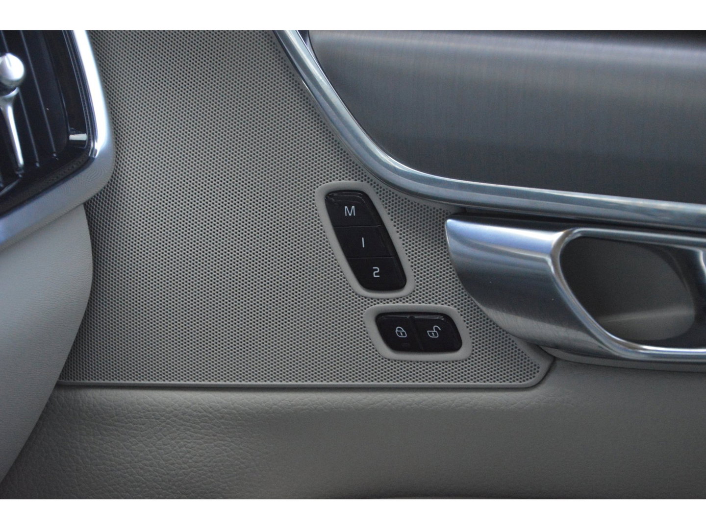 Volvo V90 Cross Country T5 AWD | Panoramadak | Trekhaak | Head-Up Display | Apple CarPlay | Stoelverwarming | Memory |