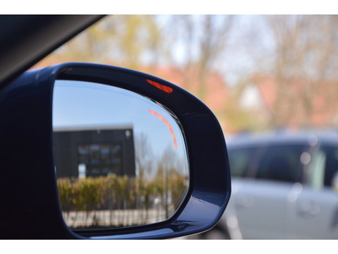 Volvo V90 Cross Country T5 AWD | Panoramadak | Trekhaak | Head-Up Display | Apple CarPlay | Stoelverwarming | Memory |