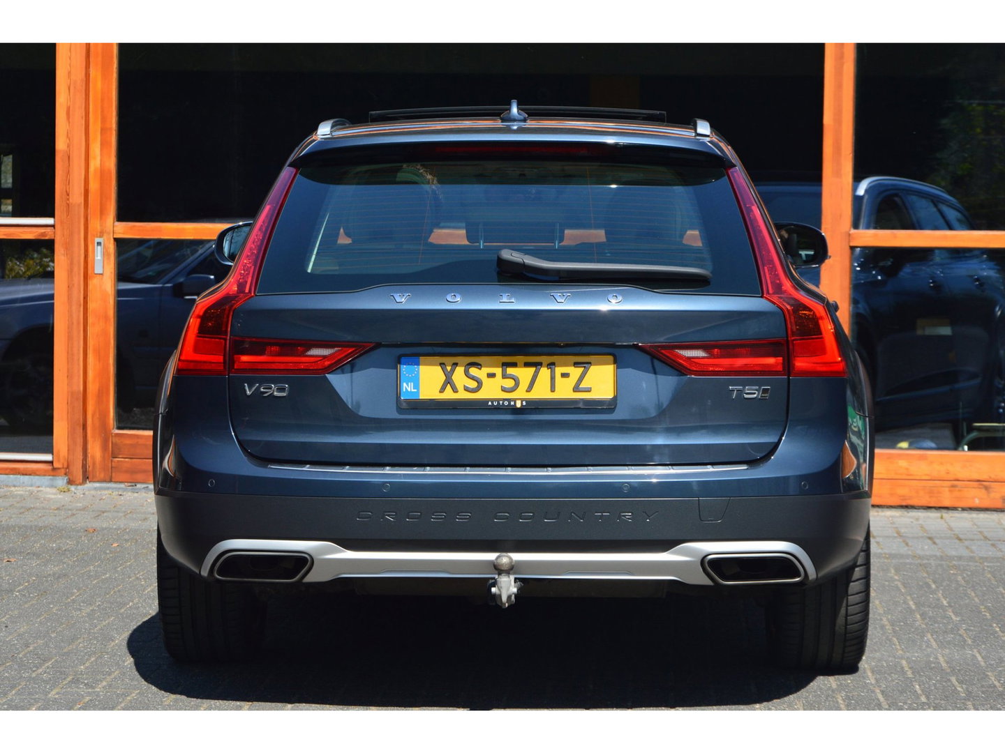 Volvo V90 Cross Country T5 AWD | Panoramadak | Trekhaak | Head-Up Display | Apple CarPlay | Stoelverwarming | Memory |