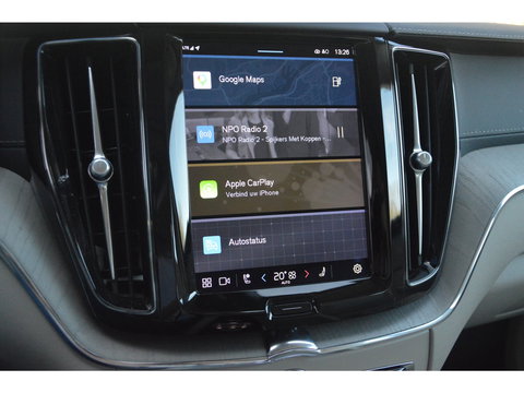 Volvo XC60 T6 Hybride AWD Ultimate Bright LONG RANGE | Luchtvering | Massage | Head-Up Display | Stoelventilatie | Panoramadak |