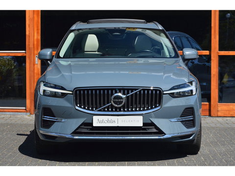 Volvo XC60 T6 Hybride AWD Ultimate Bright LONG RANGE | Luchtvering | Massage | Head-Up Display | Stoelventilatie | Panoramadak |