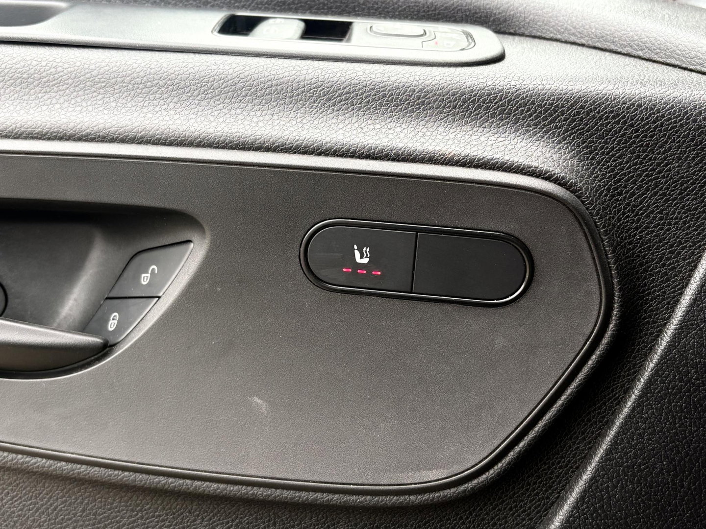 Mercedes-Benz Sprinter 317 1.9 CDI L2H2 RWD | STOELVERW. | DIKKE WIELEN | FRONTSPLITTER | STEPS