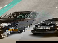 Volkswagen Passat - Variant 3.2 V6 Highline 4M 251Pk Automaat (NAVIGATIE, LEDER, STOELVERWARMING, ADAPTIVE CRUISE, SPORTSTOELEN, GETINT GLAS, TREKHAAK, XENON, NIEUWSTAAT)