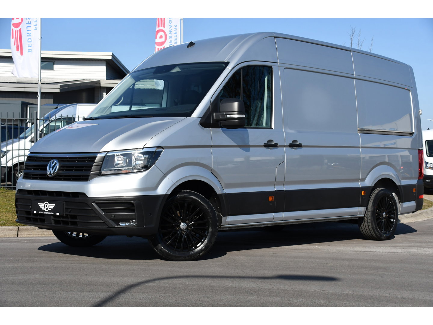 Volkswagen Crafter 35 2.0 TDI L3H3 Highline Camera, Cruise, Carplay, 177PK, Automaat, 2 x Schuifdeur, Leder, Stoelverwarming, UNIEK!