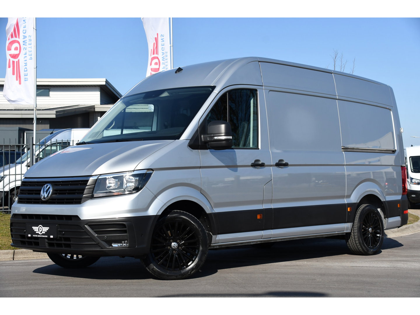 Volkswagen Crafter 35 2.0 TDI L3H3 Highline Camera, Cruise, Carplay, 177PK, Automaat, 2 x Schuifdeur, Leder, Stoelverwarming, UNIEK!