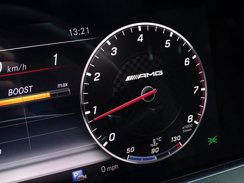 Mercedes-Benz E-Klasse 200 Prestige / AMG / LED