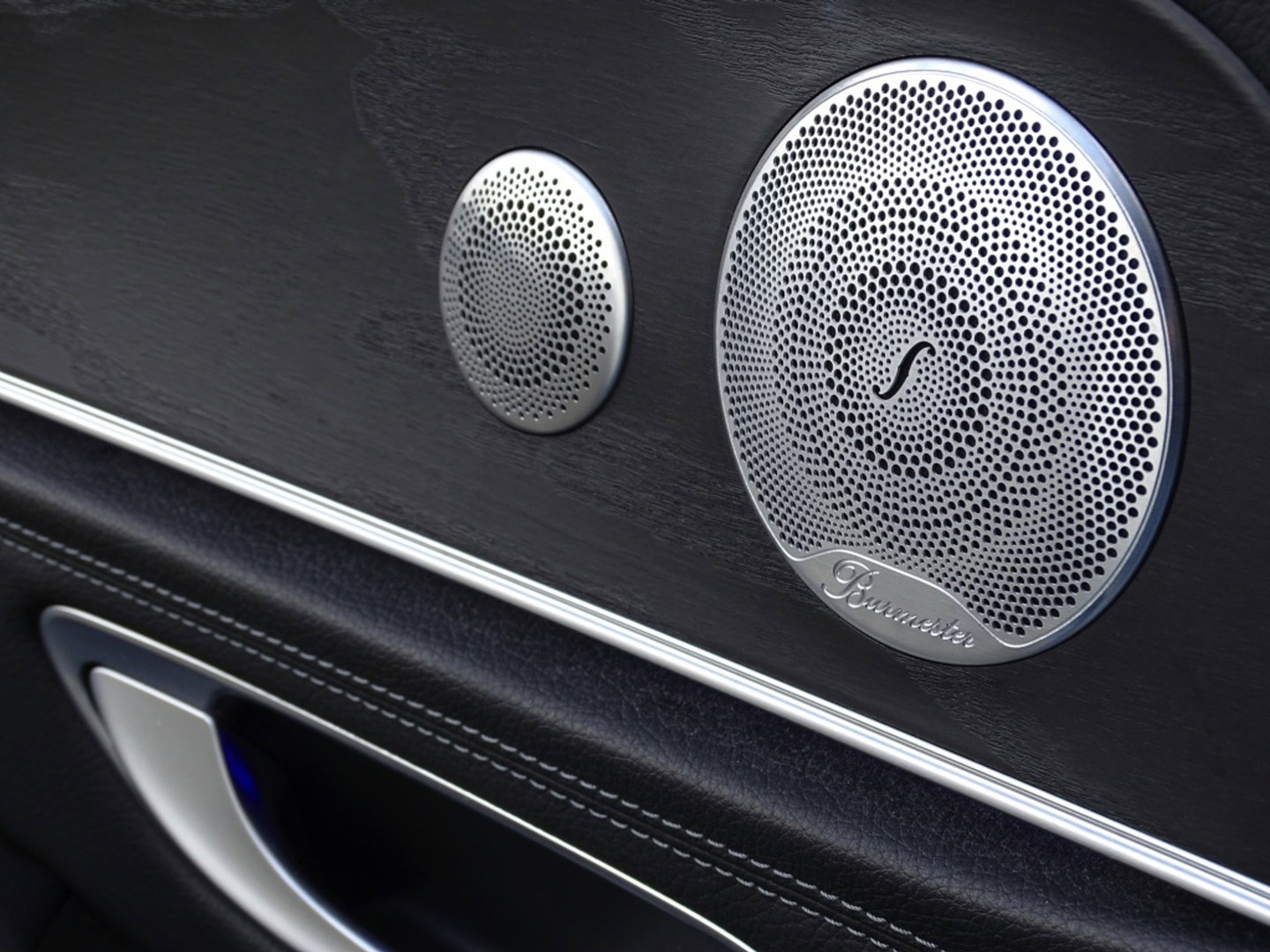 Mercedes-Benz E-Klasse 200 Prestige / AMG / LED