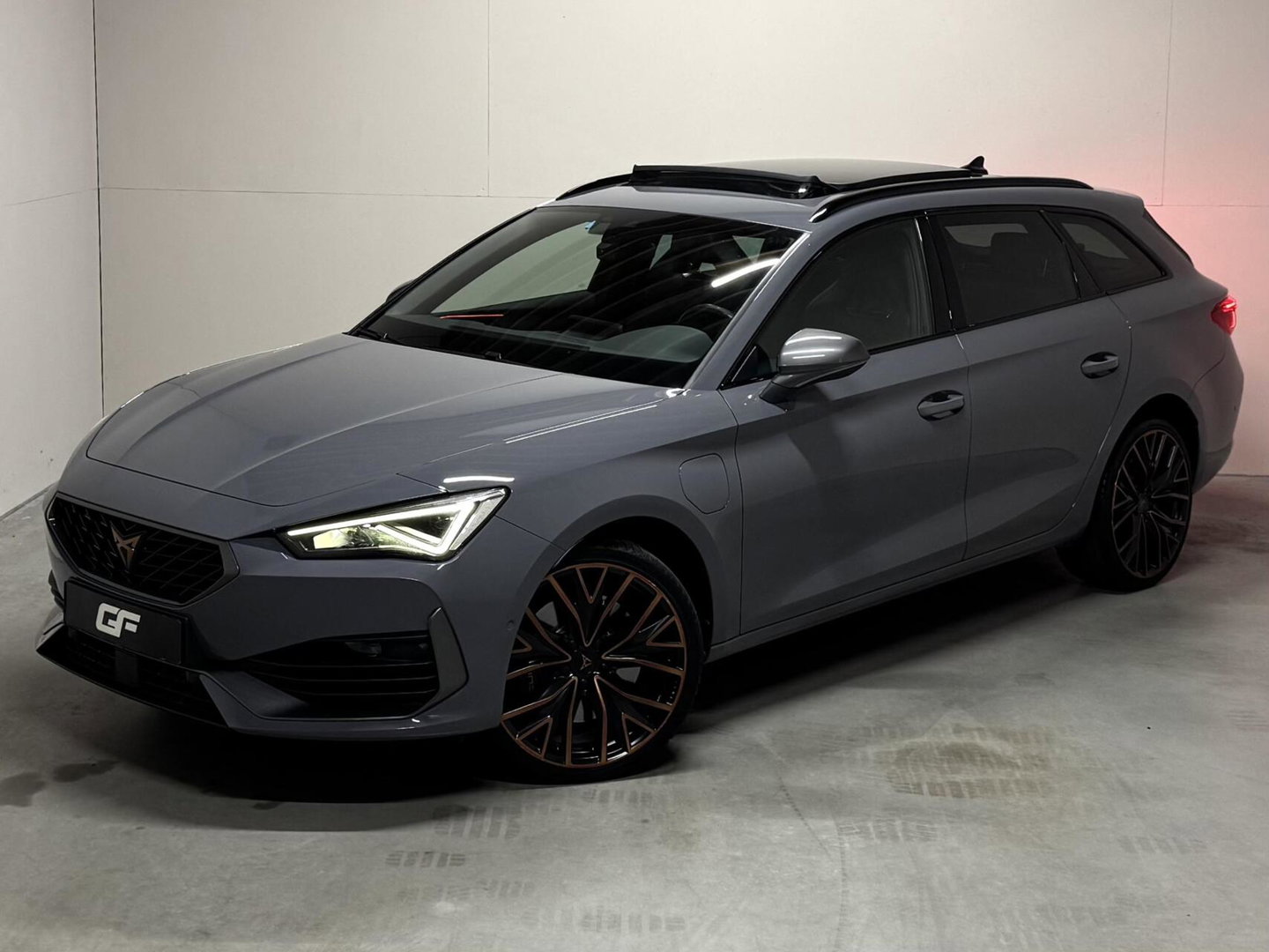 CUPRA Leon Sportstourer 1.4 e-Hybrid VZ Copper Edition Leer Pano Sfeer