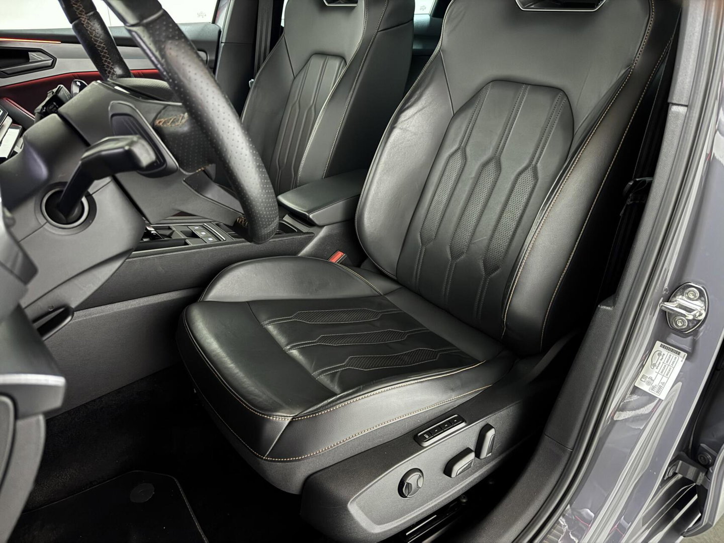 CUPRA Leon Sportstourer 1.4 e-Hybrid VZ Copper Edition Leer Pano Sfeer