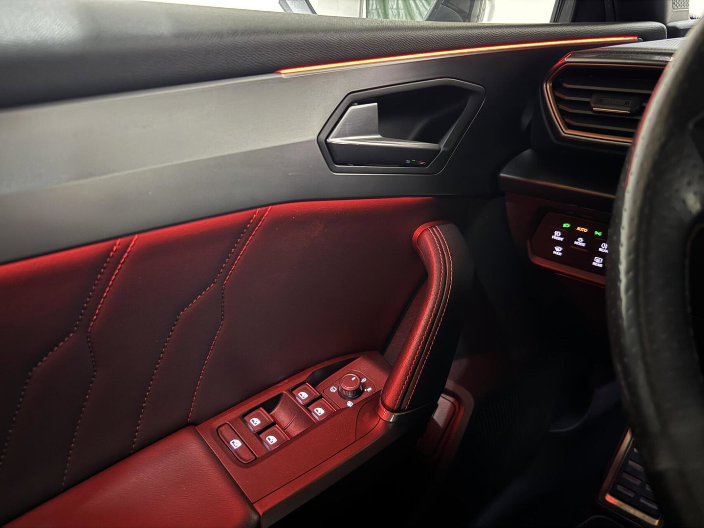 CUPRA Leon Sportstourer 1.4 e-Hybrid VZ Copper Edition Leer Pano Sfeer