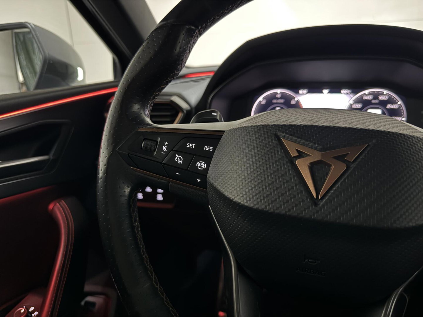 CUPRA Leon Sportstourer 1.4 e-Hybrid VZ Copper Edition Leer Pano Sfeer