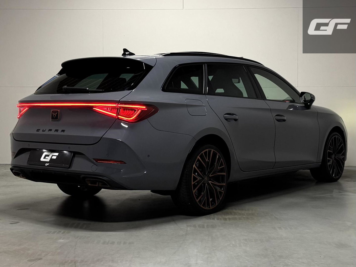 CUPRA Leon Sportstourer 1.4 e-Hybrid VZ Copper Edition Leer Pano Sfeer
