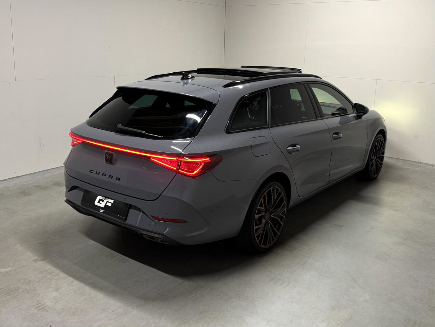 CUPRA Leon Sportstourer 1.4 e-Hybrid VZ Copper Edition Leer Pano Sfeer