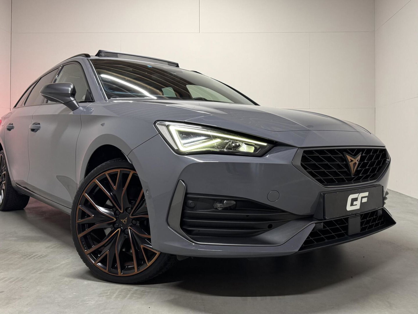 CUPRA Leon Sportstourer 1.4 e-Hybrid VZ Copper Edition Leer Pano Sfeer