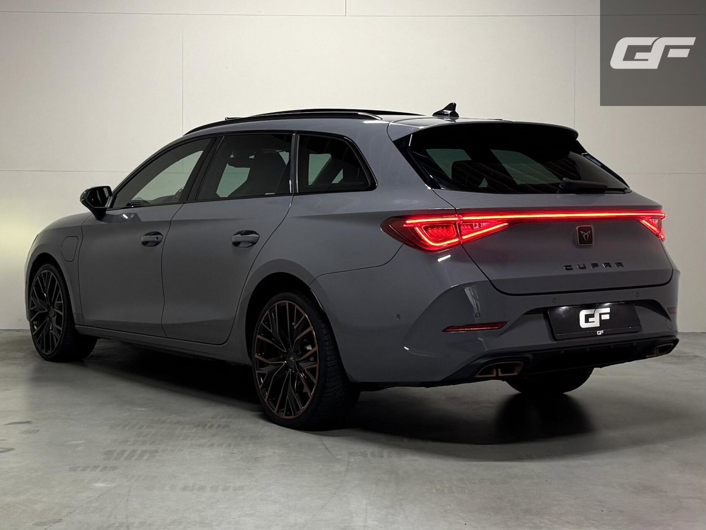 CUPRA Leon Sportstourer 1.4 e-Hybrid VZ Copper Edition Leer Pano Sfeer