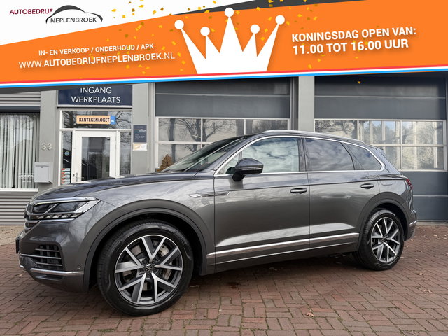 Volkswagen Touareg - 3.0 TSi eHybrid 4MOTION km 48.000 nap 1e eigenaar