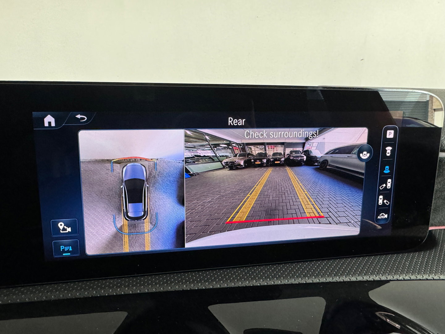 Mercedes-Benz A-Klasse 200 AMG Pano|Memory|HuD|Burmes|1e Eig