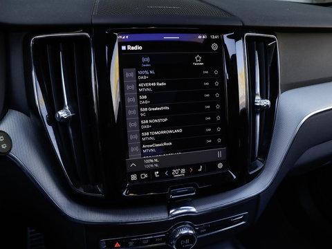 Volvo XC60 2.0 B4 Diesel AWD R-Design Panoramadak Harman Kardon