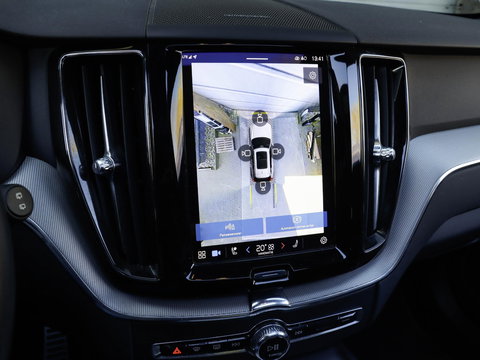 Volvo XC60 2.0 B4 Diesel AWD R-Design Panoramadak Harman Kardon