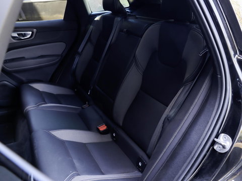 Volvo XC60 2.0 B4 Diesel AWD R-Design Panoramadak Harman Kardon