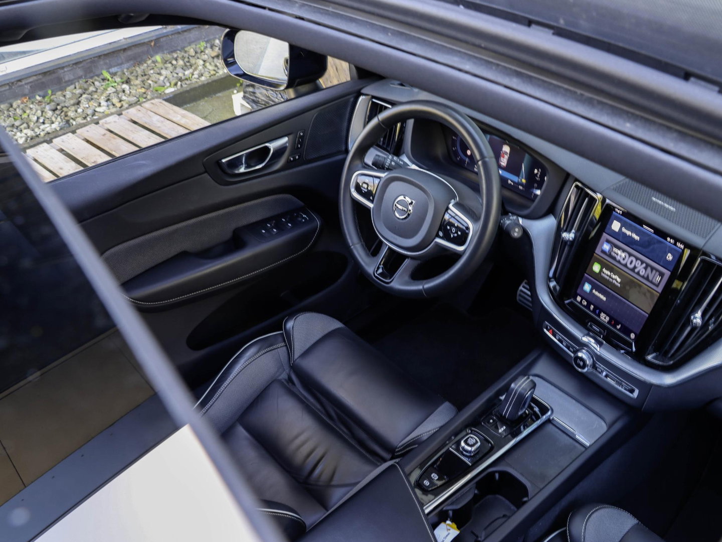 Volvo XC60 2.0 B4 Diesel AWD R-Design Panoramadak Harman Kardon