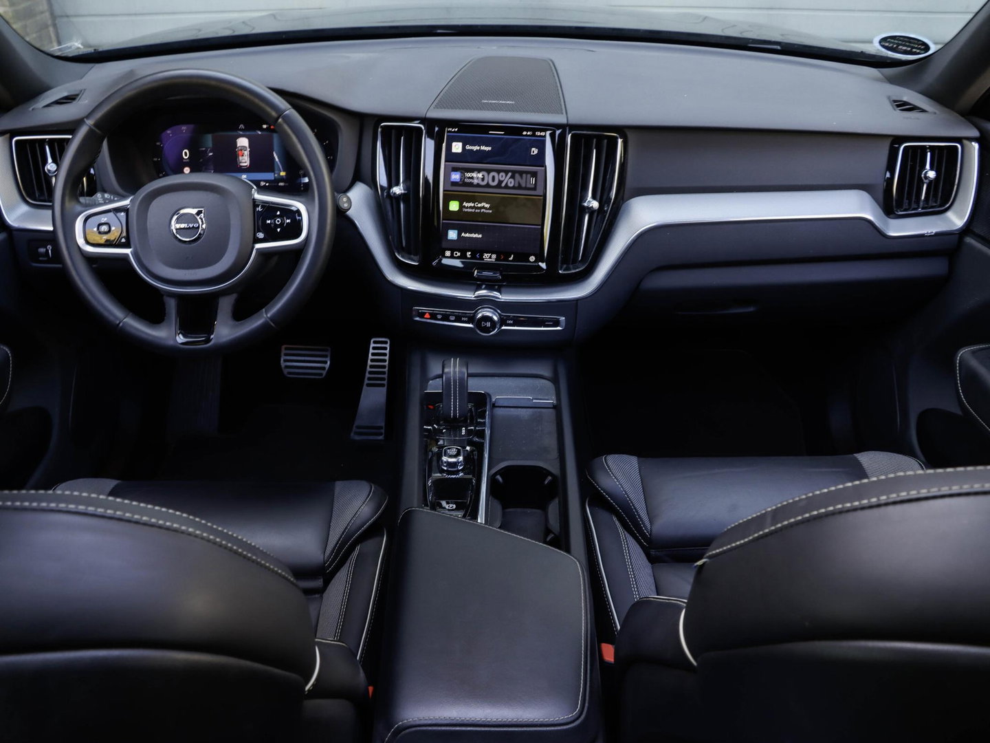 Volvo XC60 2.0 B4 Diesel AWD R-Design Panoramadak Harman Kardon