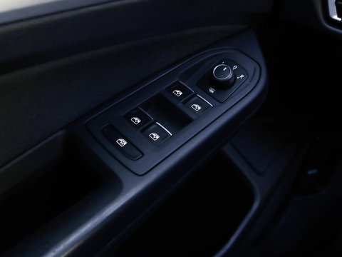 Volkswagen Golf 1.5 TSI Highline 150pk | Leder | 51.013km!