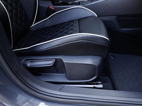 Volkswagen Golf 1.5 TSI Highline 150pk | Leder | 51.013km!