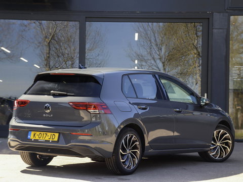 Volkswagen Golf 1.5 TSI Highline 150pk | Leder | 51.013km!