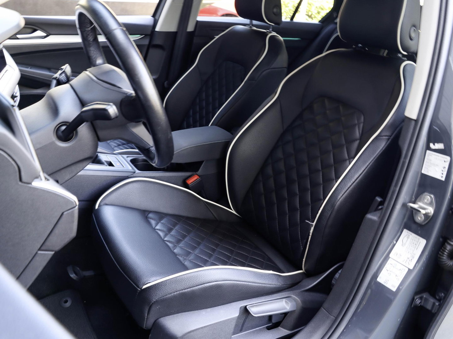 Volkswagen Golf 1.5 TSI Highline 150pk | Leder | 51.013km!